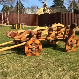 Скульптури з Дерева